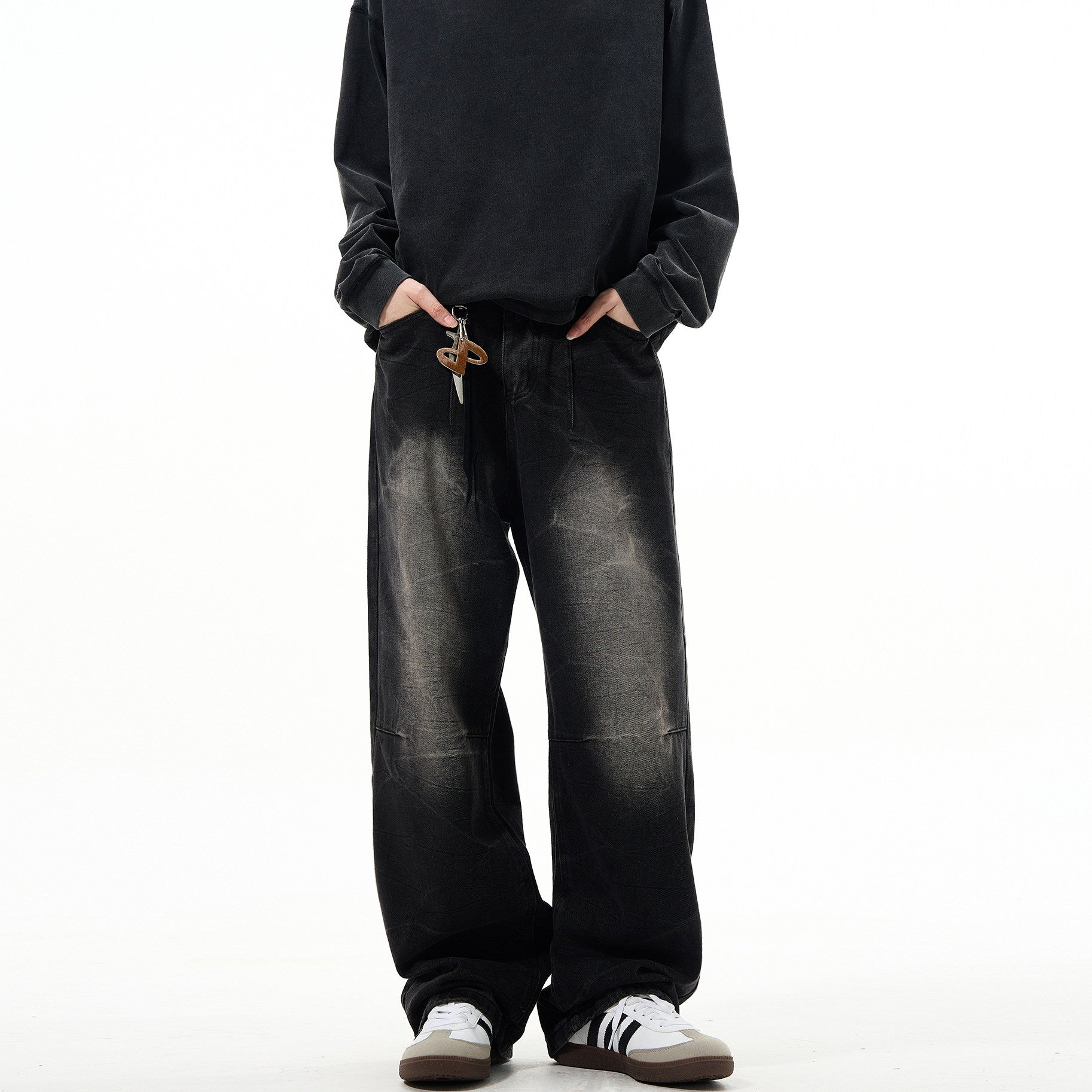 Street Line Sandblasted Wide-Leg Jeans