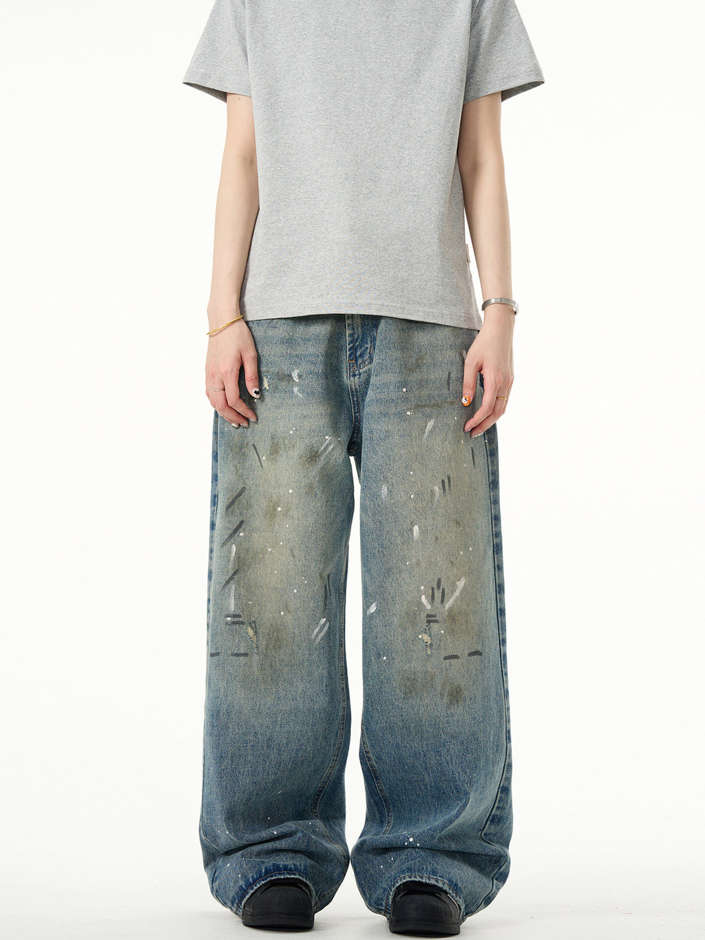 Studio Wash Wide Jeans