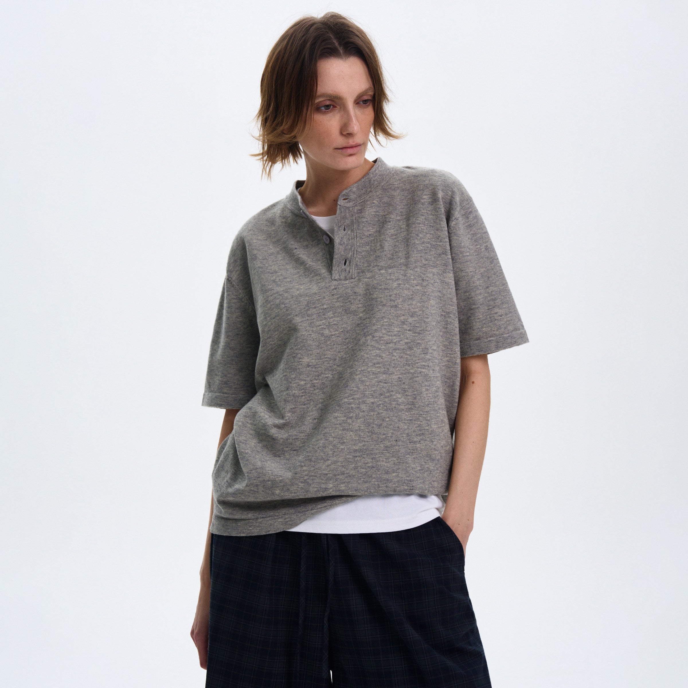 Vanta Henley Tee
