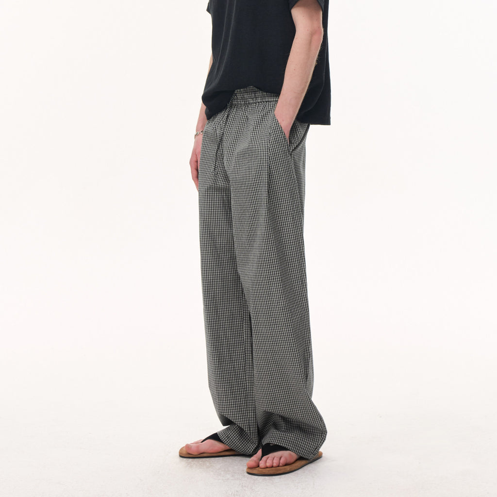 Vanta Pleated Check Trousers