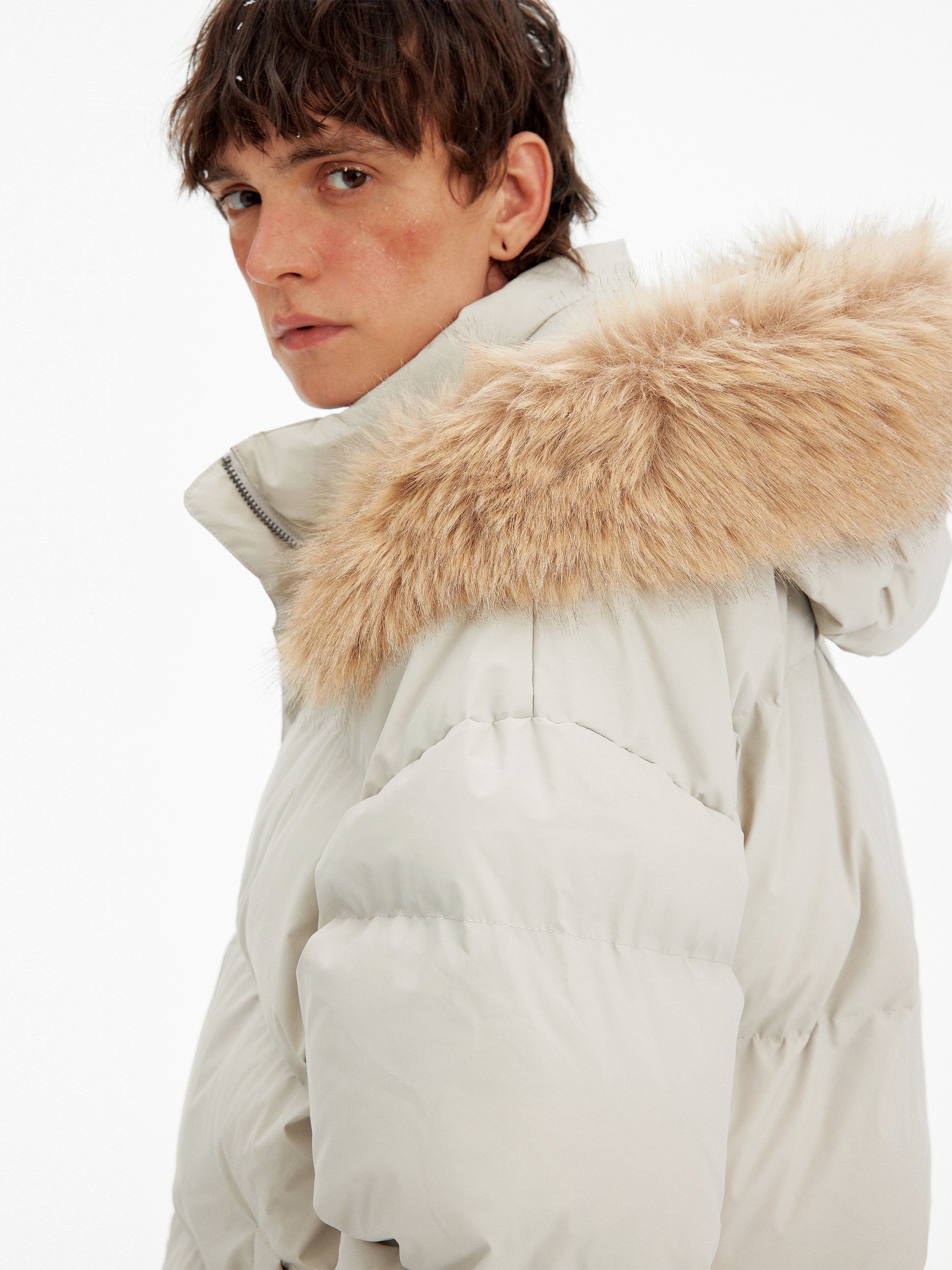 Essentials Line Hooded Fur Trim Puffer
