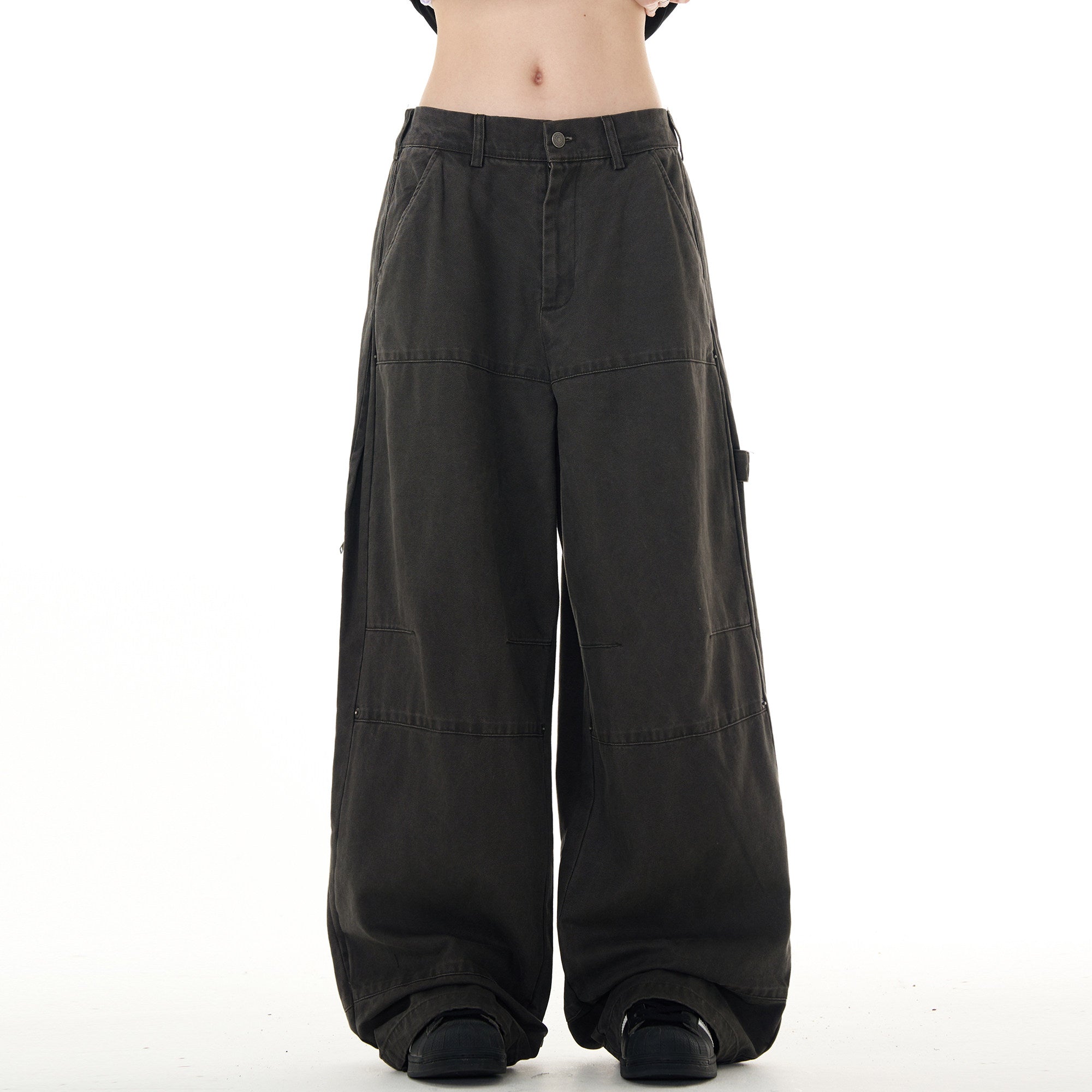 Utility Wide-Leg Cargo Pants