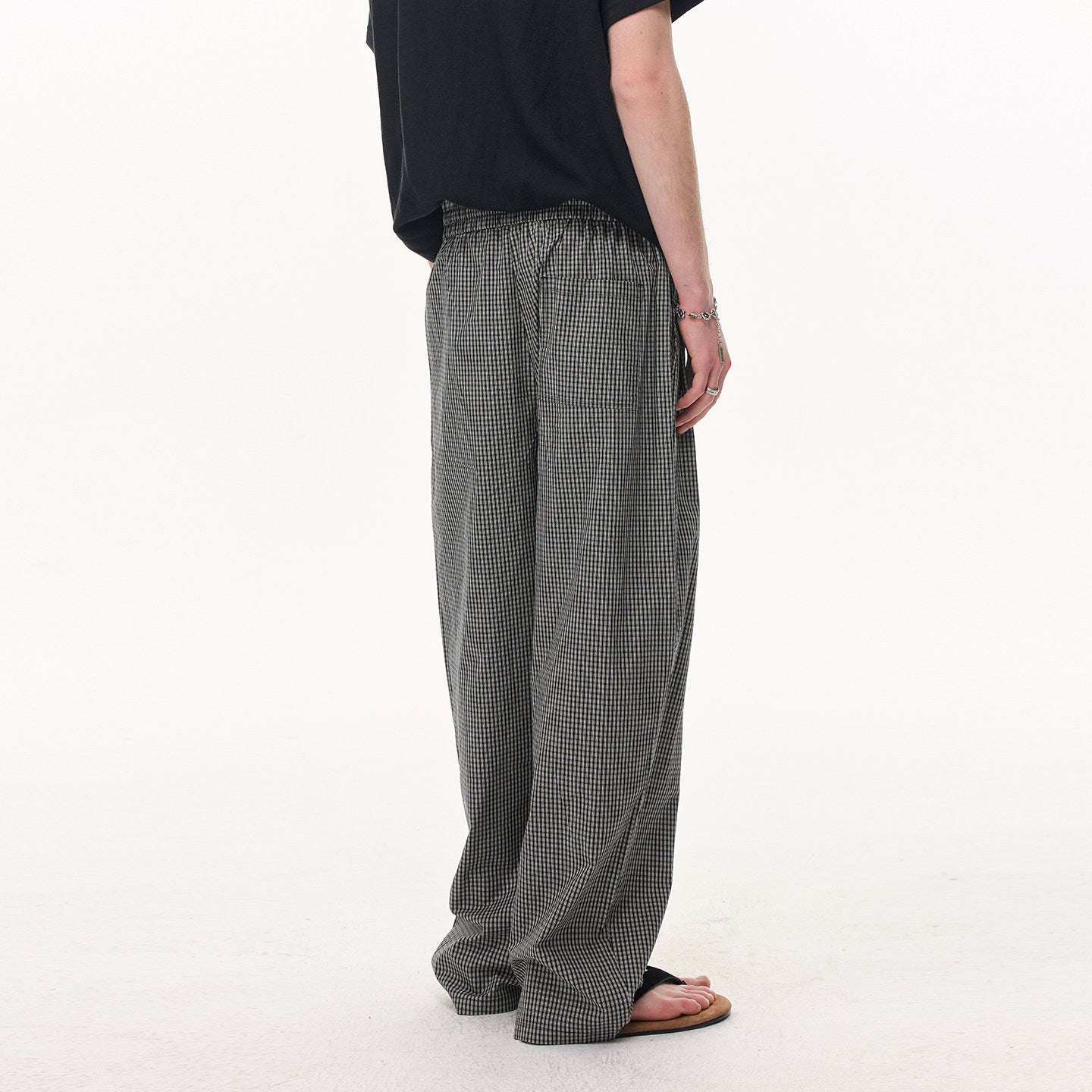 Vanta Pleated Check Trousers