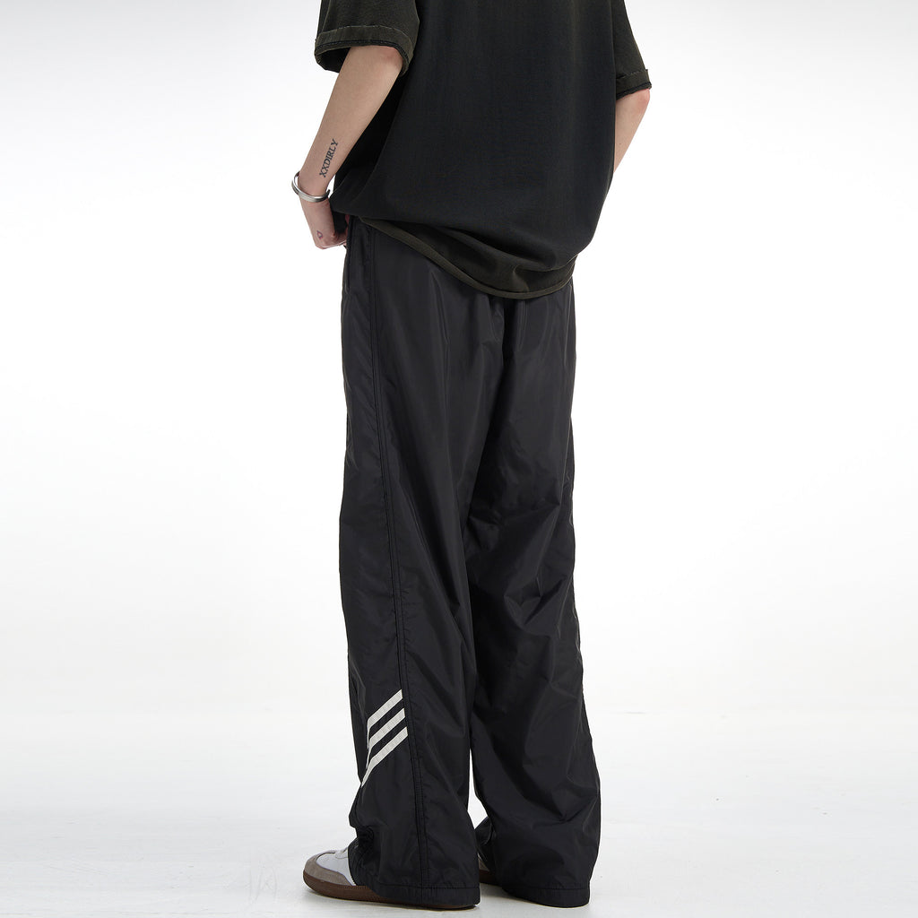 Essentials Line Sweats
