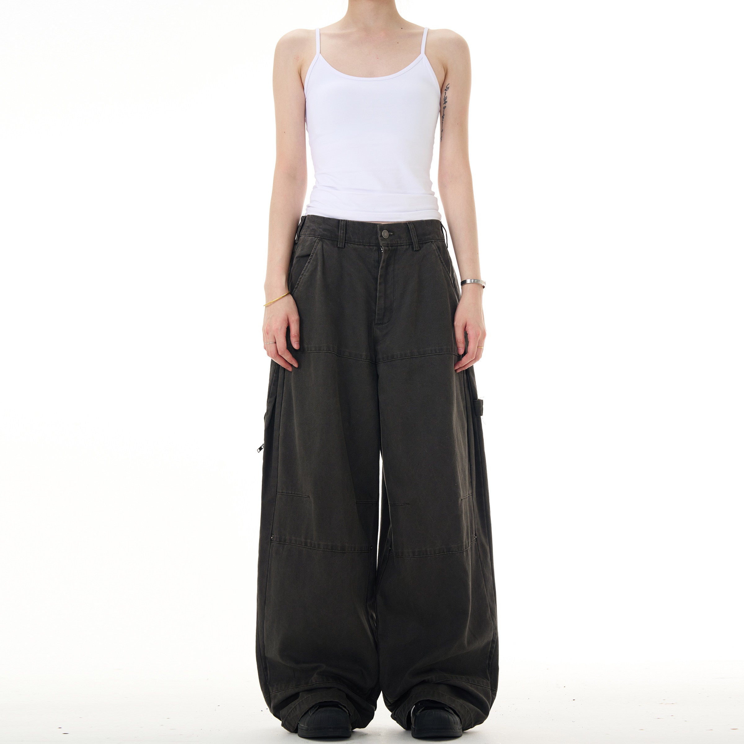 Utility Wide-Leg Cargo Pants
