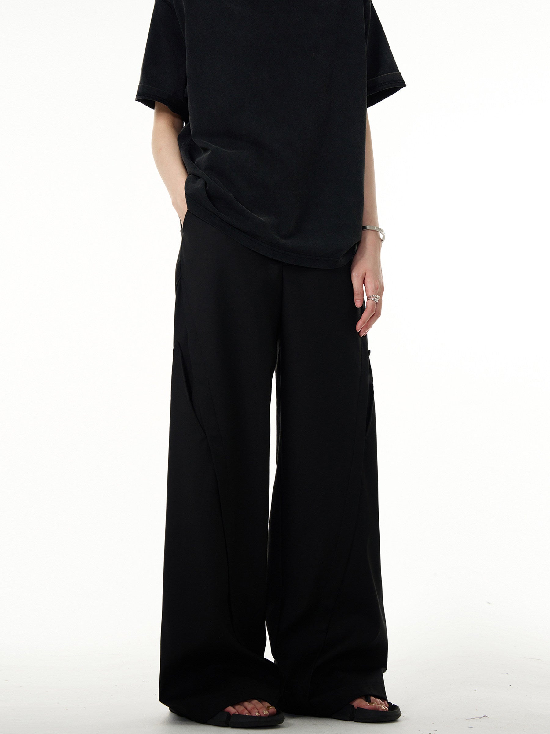 Minimal Line Drape Wide-Leg Trousers