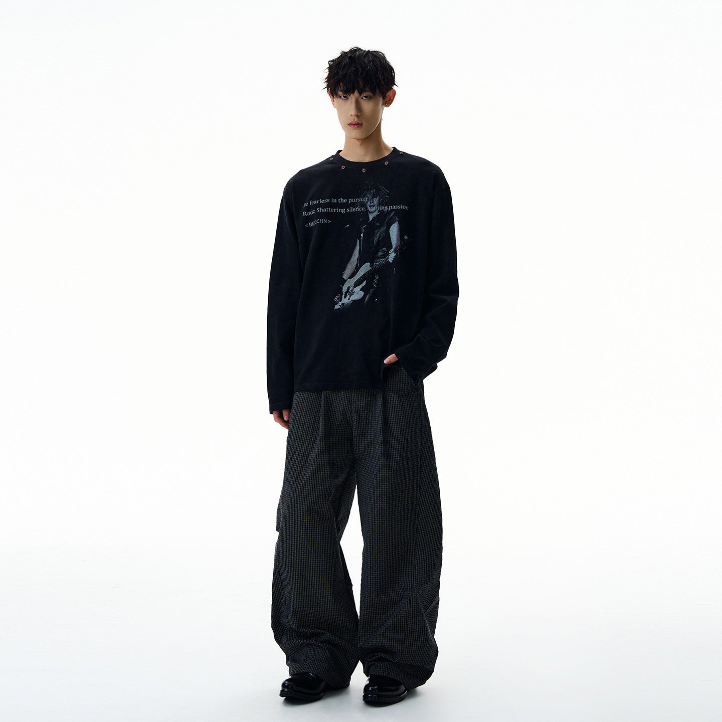 Nocturne Distress Long Sleeve