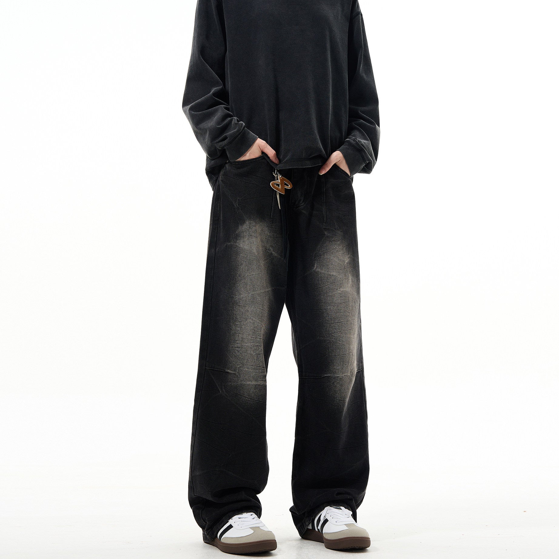 Street Line Sandblasted Wide-Leg Jeans